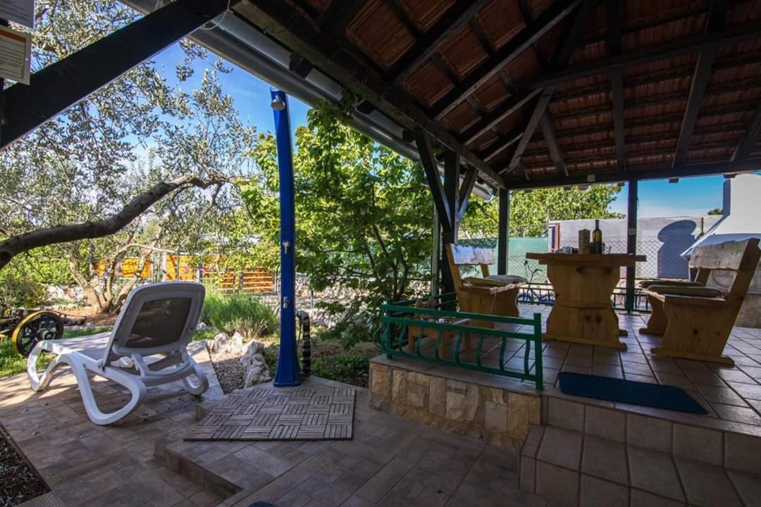Holiday House Cvita Биоград на Мору Екстериор снимка